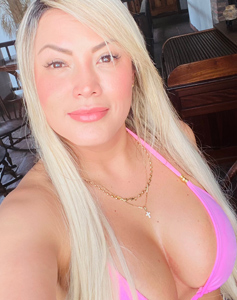 47 Year Old Medellin, Colombia Woman